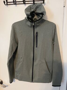 Old Navy Active Dynamic fleece small zipper front hoodie 4way stretch camo green